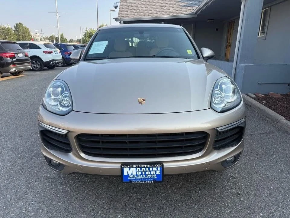 2017 Porsche 958 Cayenne S - Image 2 of 20