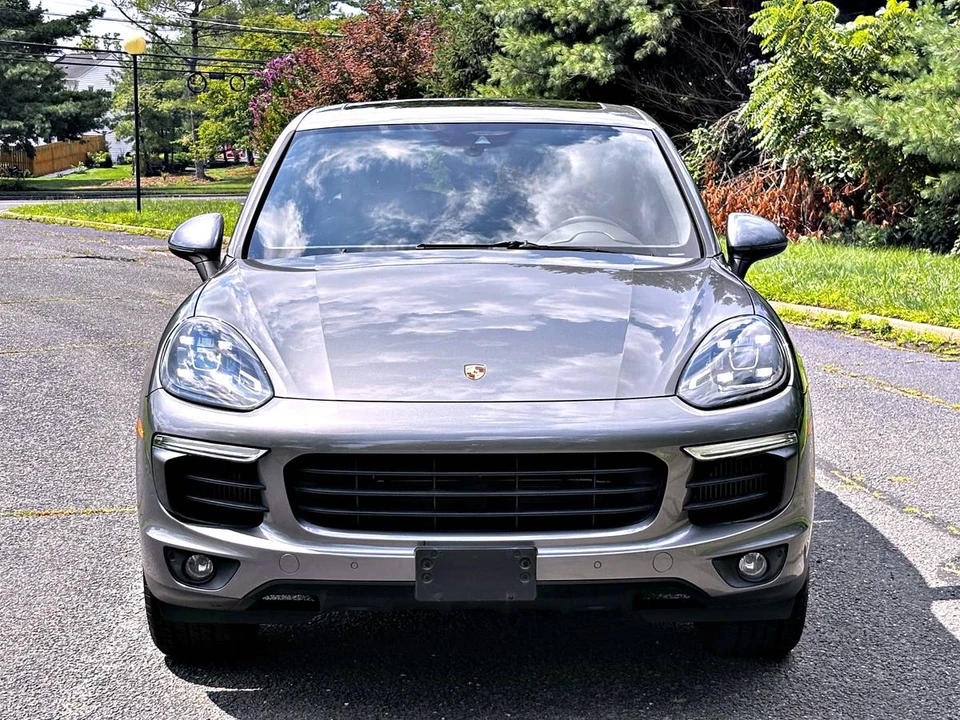 2017 Porsche 958 Cayenne S - Image 5 of 21