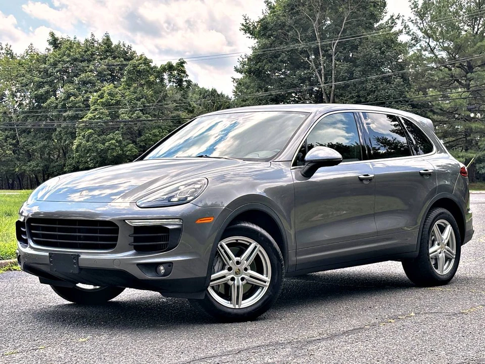 2017 Porsche 958 Cayenne S - Image 4 of 21