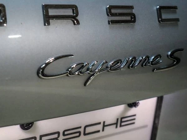 2017 Porsche 958 Cayenne S - Image 6 of 8
