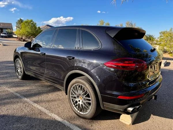 2017 Porsche 958 Cayenne S - Image 7 of 17