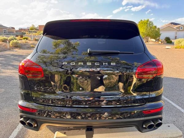 2017 Porsche 958 Cayenne S - Image 6 of 17