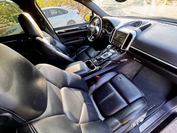 2017 Porsche 958 Cayenne S - Image 16 of 17
