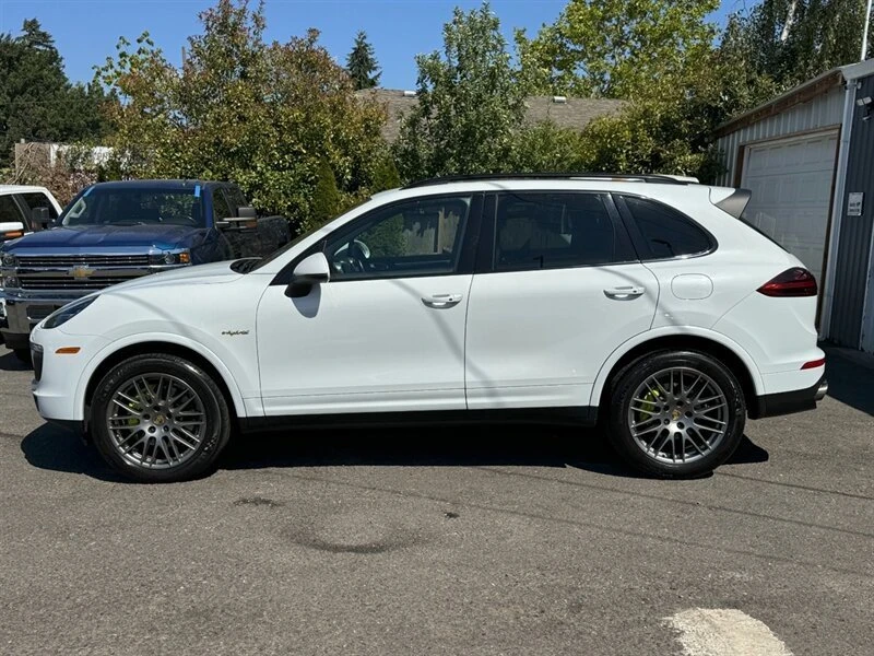 2017 Porsche 958 Cayenne - Image 7 of 17