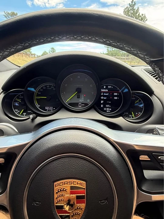 2017 Porsche 958 Cayenne - Image 15 of 18