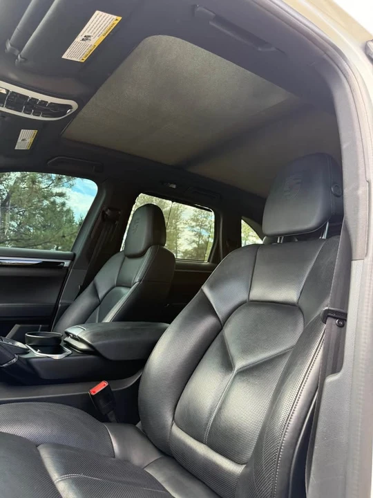 2017 Porsche 958 Cayenne - Image 12 of 18