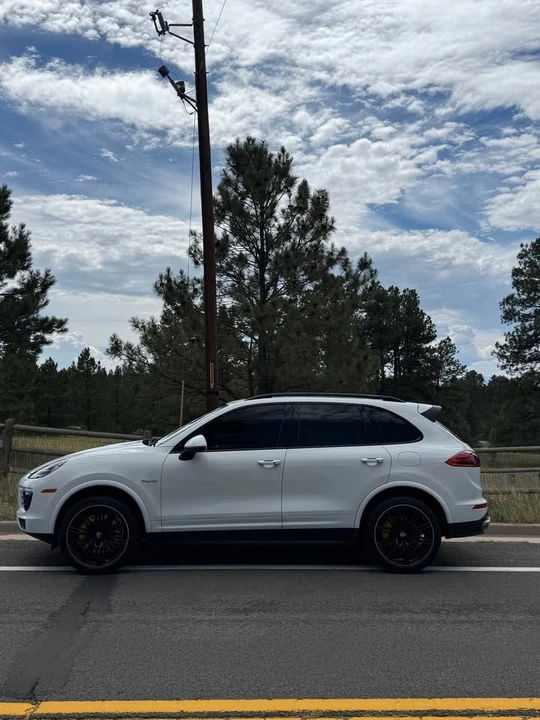 2017 Porsche 958 Cayenne - Image 4 of 18