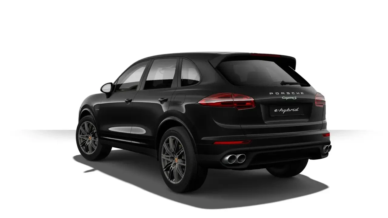 2017 Porsche 958 Cayenne S - Image 3 of 7