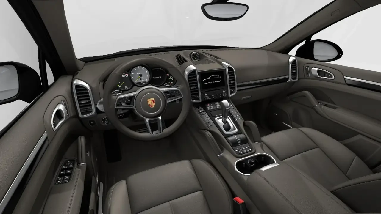 2017 Porsche 958 Cayenne S - Image 4 of 7