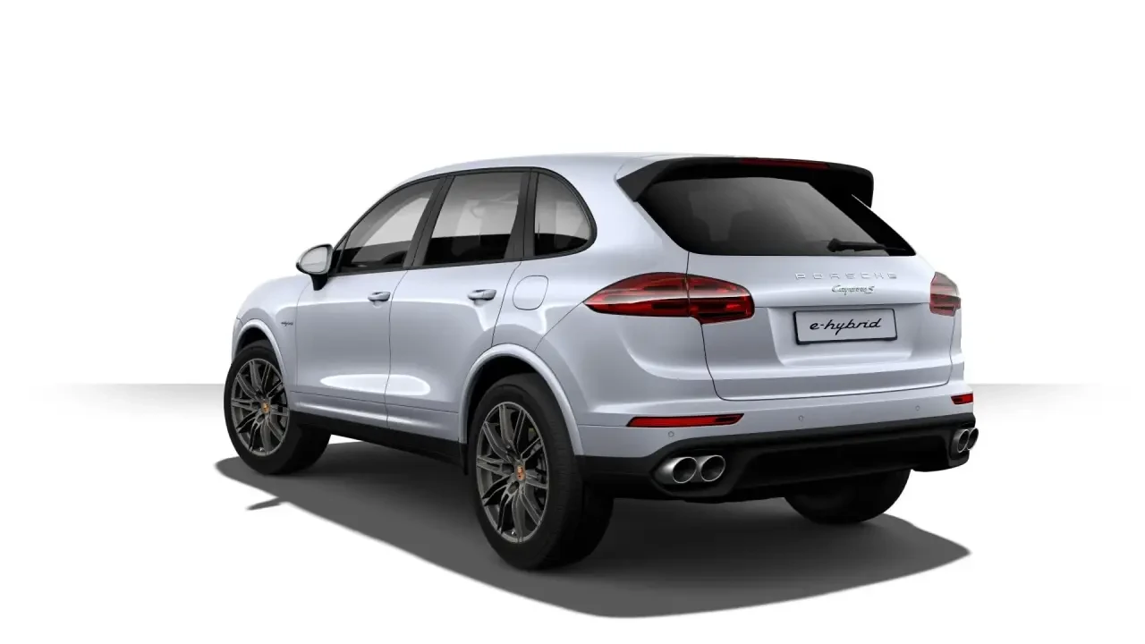 2017 Porsche 958 Cayenne S - Image 3 of 7