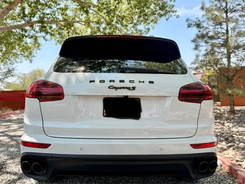 2017 Porsche Cayenne - Image 8 of 20
