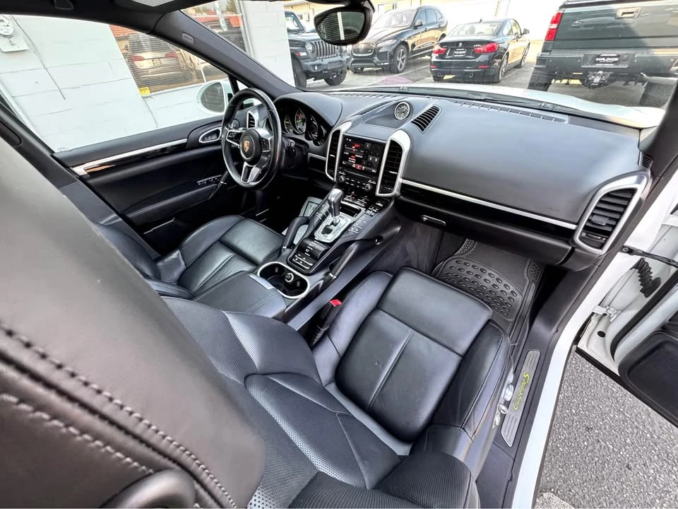 2017 Porsche 958 Cayenne - Image 19 of 19