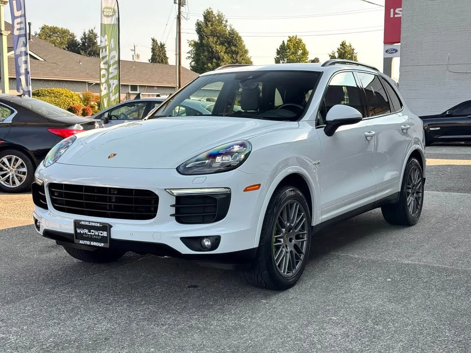 2017 Porsche 958 Cayenne - Image 7 of 20