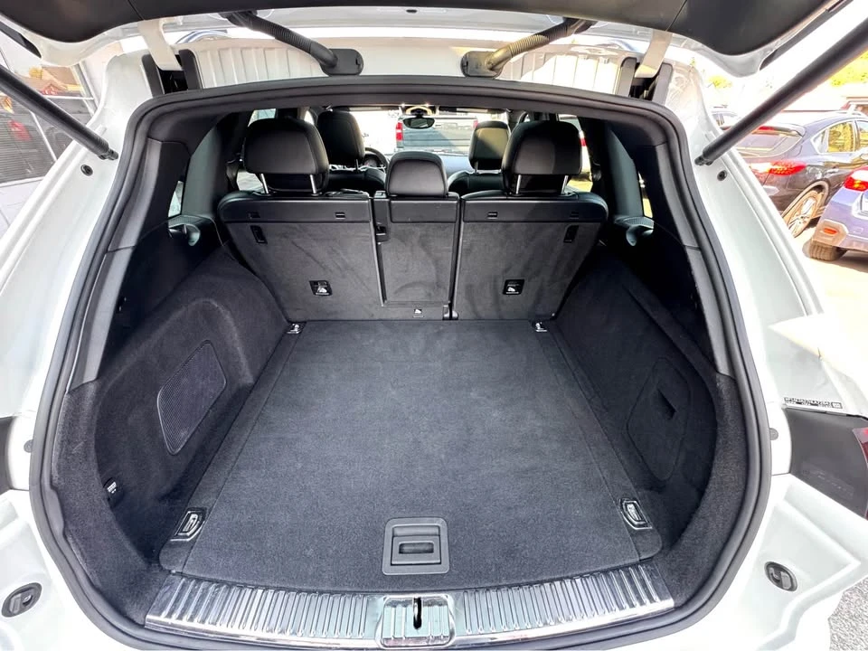 2017 Porsche 958 Cayenne - Image 15 of 19