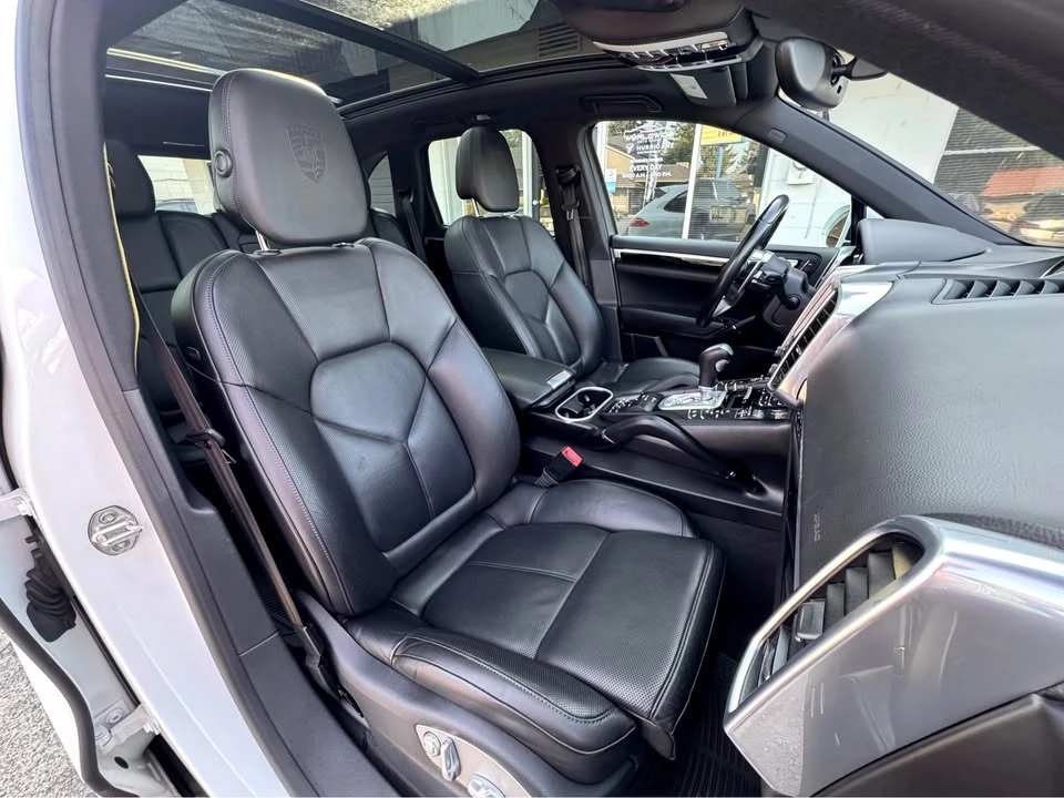2017 Porsche 958 Cayenne - Image 17 of 19