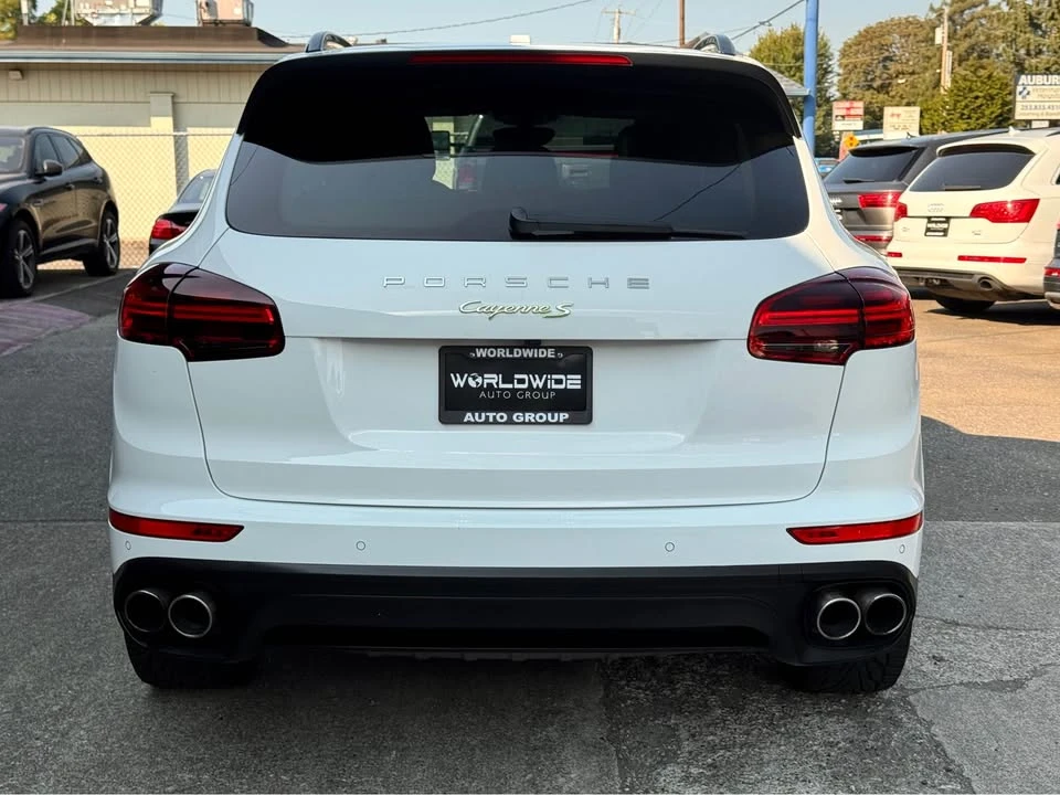 2017 Porsche 958 Cayenne - Image 5 of 19