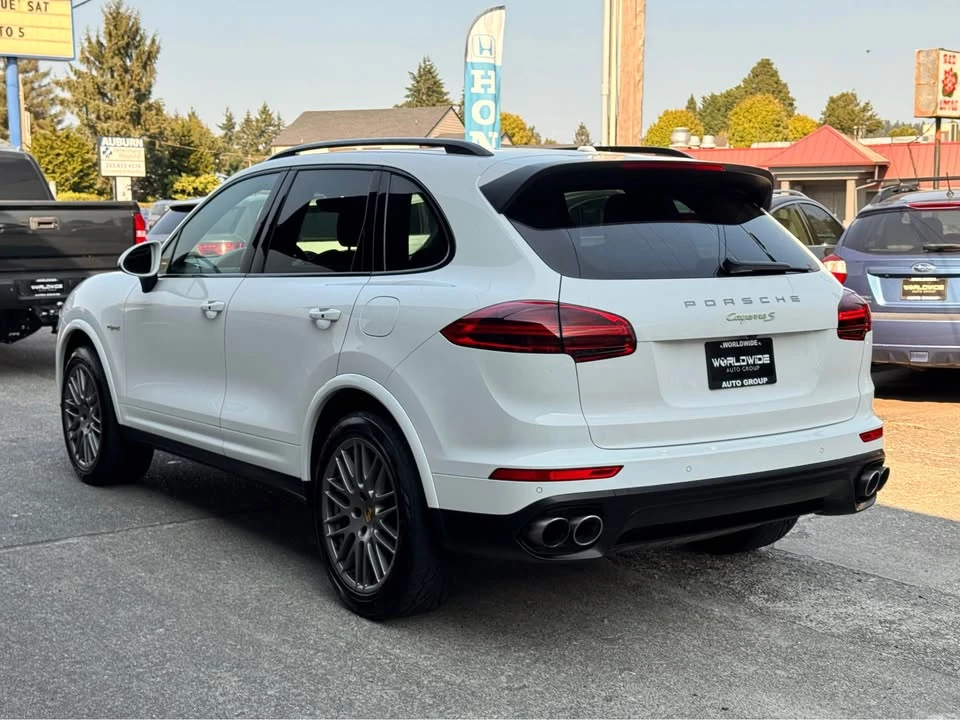2017 Porsche 958 Cayenne - Image 6 of 19