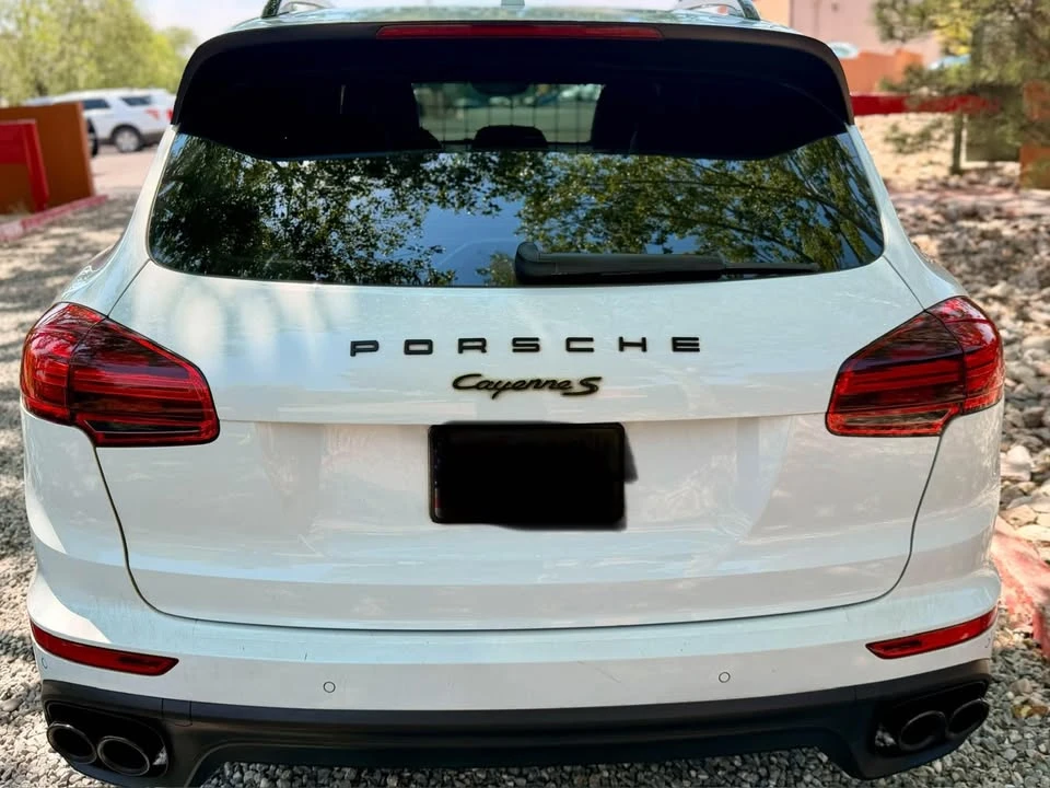 2017 Porsche 958 Cayenne - Image 7 of 20