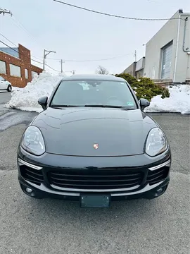 2017 Porsche Cayenne S E-Hybrid Platinum Edition