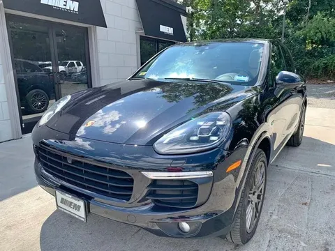2017 Porsche Cayenne S E-Hybrid Platinum Edition
