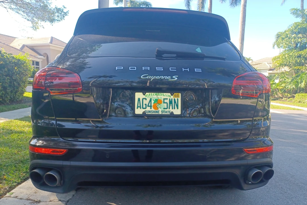 2017 Porsche 958 Cayenne S - Image 5 of 31