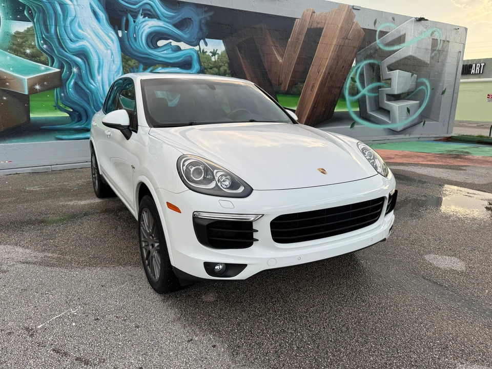 2017 Porsche 958 Cayenne S - Image 22 of 31