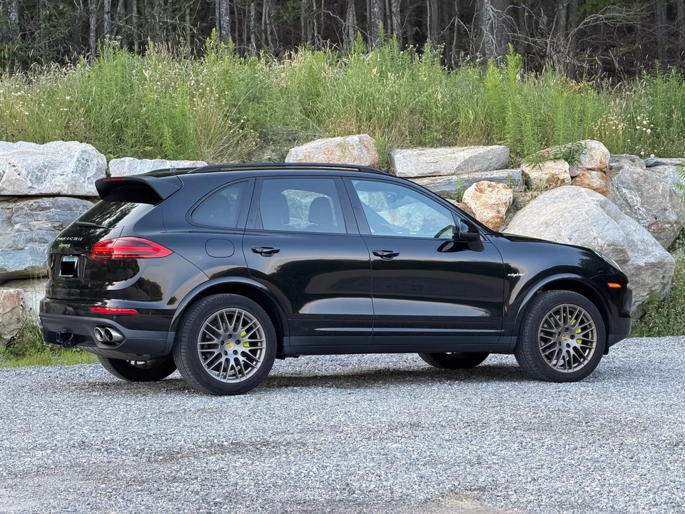 2017 Porsche 958 Cayenne - Image 24 of 31