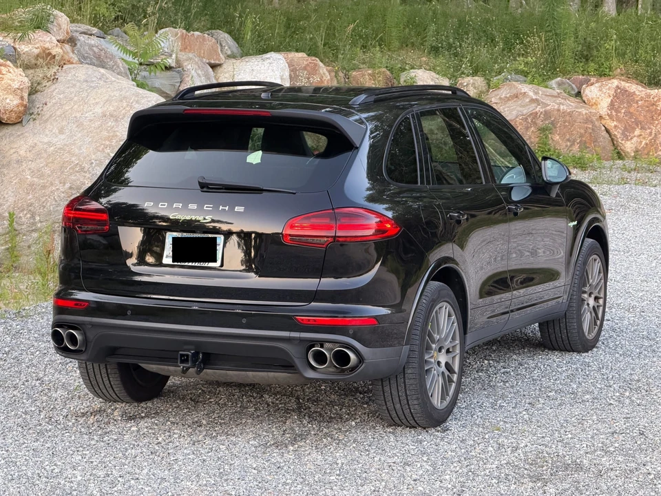 2017 Porsche 958 Cayenne - Image 30 of 31