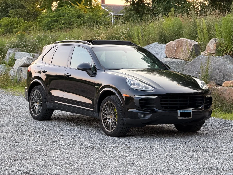 2017 Porsche 958 Cayenne - Image 17 of 31