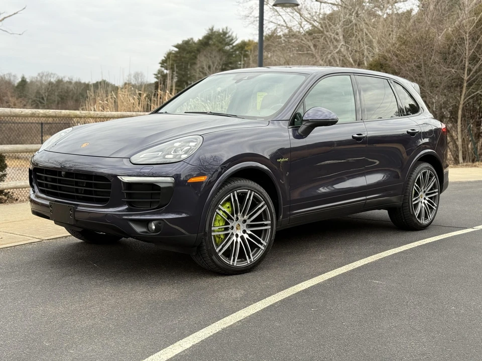 2017 Porsche 958 Cayenne S - Image 14 of 31