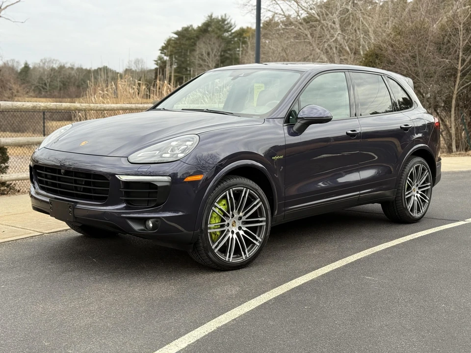 2017 Porsche 958 Cayenne S - Image 13 of 31