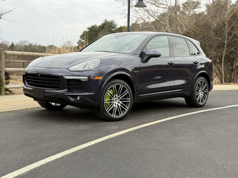 2017 Porsche 958 Cayenne S - Image 8 of 31