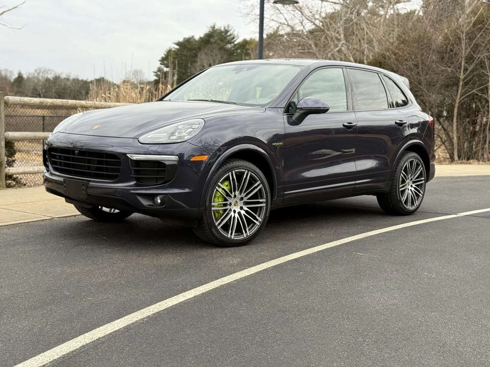 2017 Porsche 958 Cayenne S - Image 7 of 31