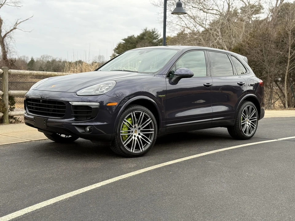 2017 Porsche 958 Cayenne S - Image 5 of 31