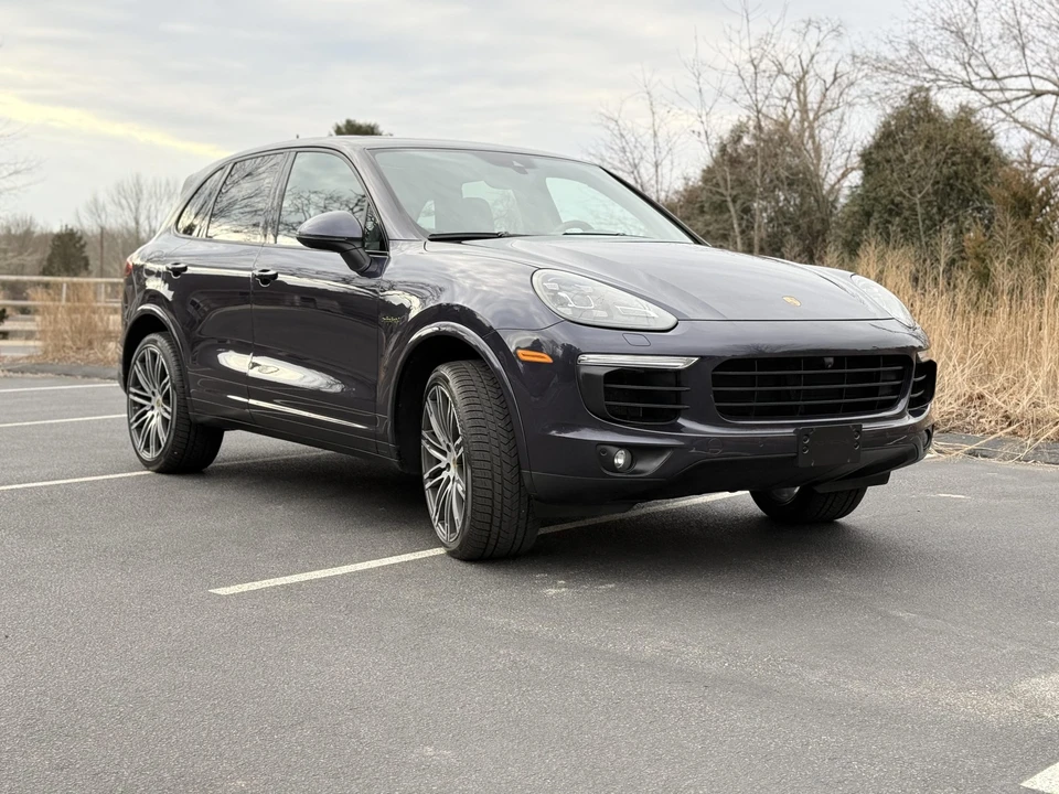 2017 Porsche 958 Cayenne S - Image 27 of 31