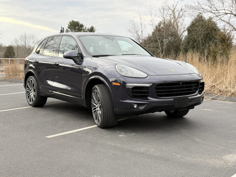 2017 Porsche 958 Cayenne S - Image 28 of 31