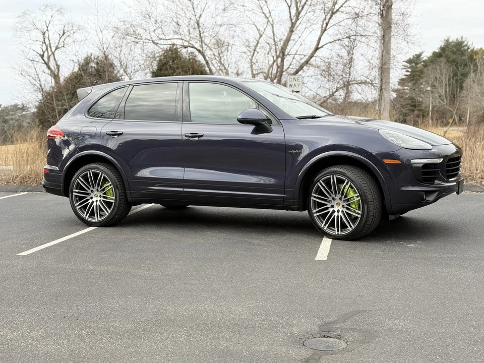 2017 Porsche 958 Cayenne S - Image 31 of 31