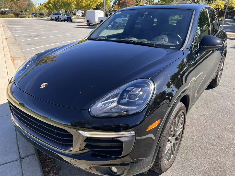 2017 Porsche 958 Cayenne - Image 30 of 31