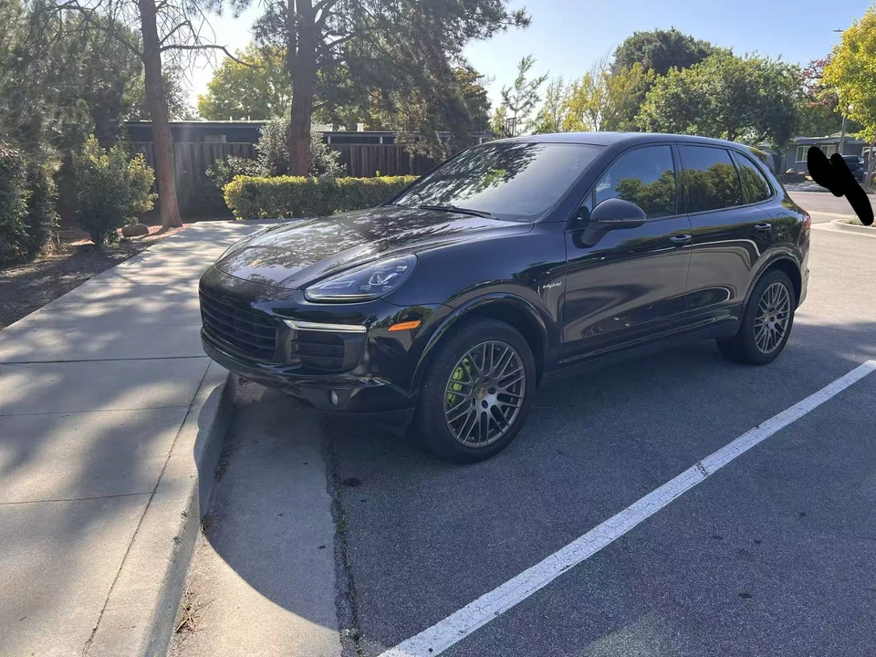 2017 Porsche 958 Cayenne - Image 3 of 31
