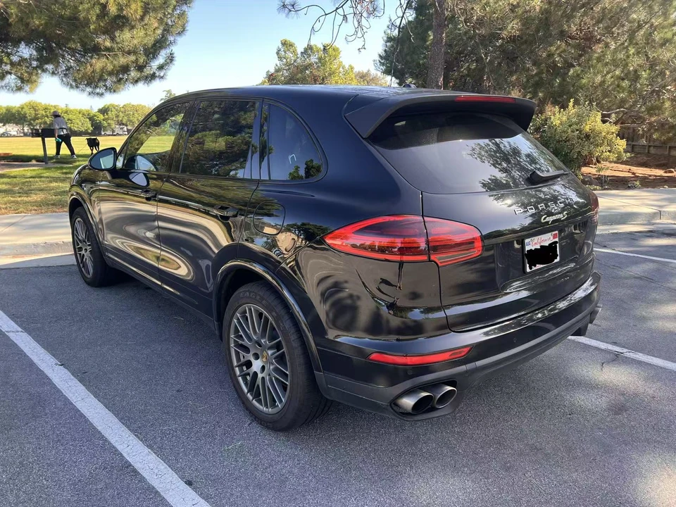 2017 Porsche 958 Cayenne - Image 13 of 31