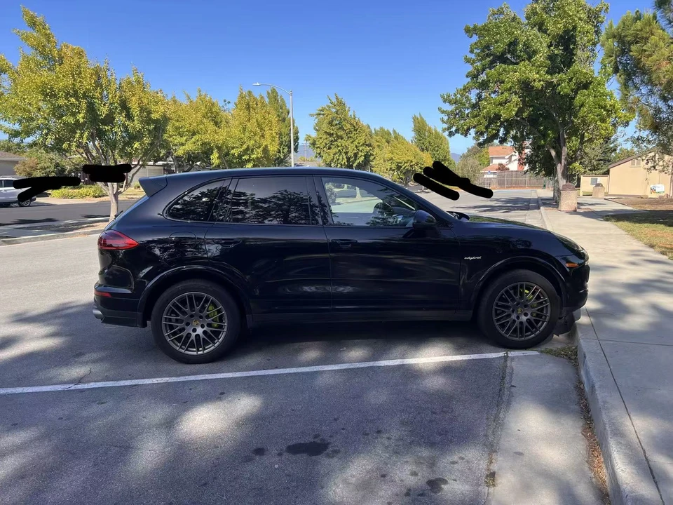 2017 Porsche 958 Cayenne - Image 8 of 31
