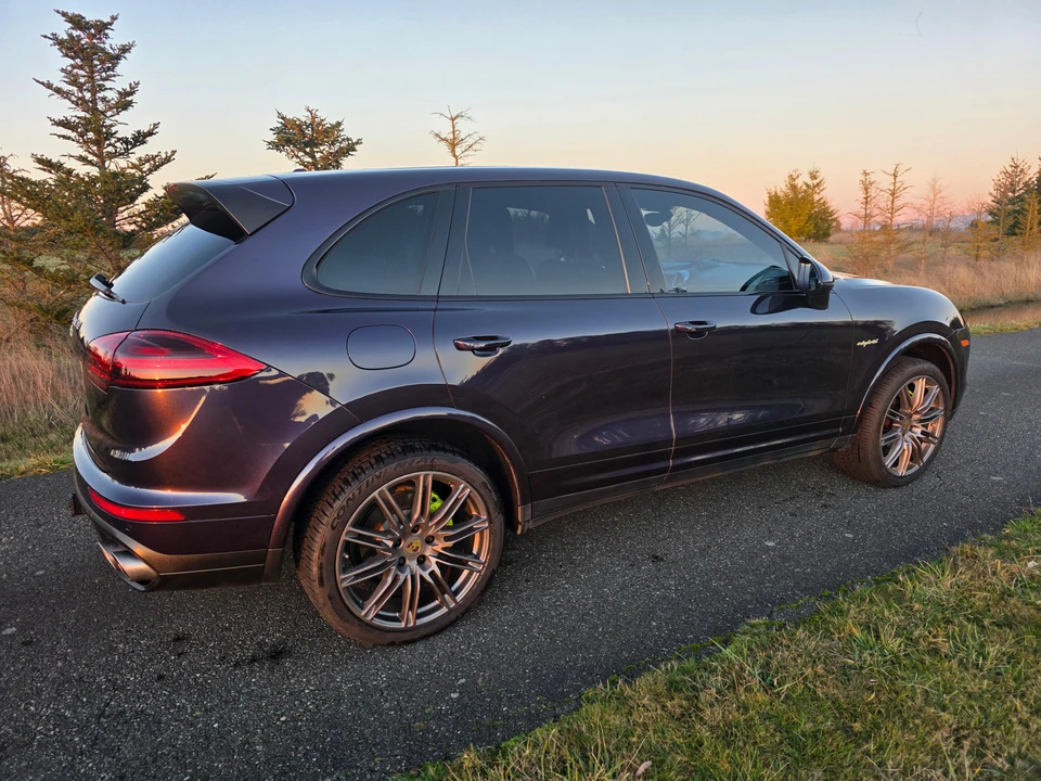 2017 Porsche 958 Cayenne S - Image 22 of 31