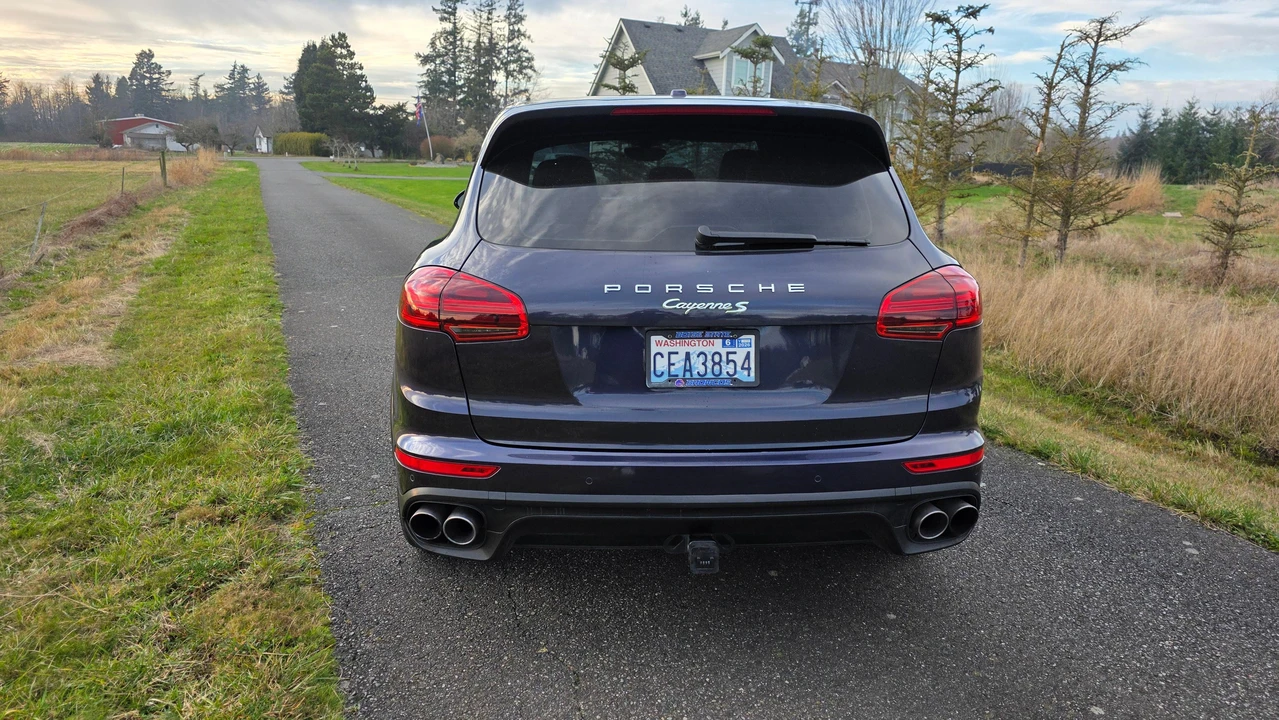 2017 Porsche 958 Cayenne S - Image 20 of 31