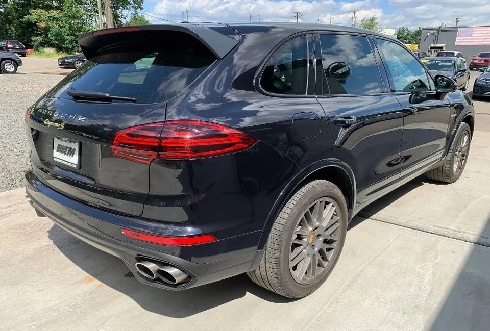 2017 Porsche Cayenne - Image 3 of 6