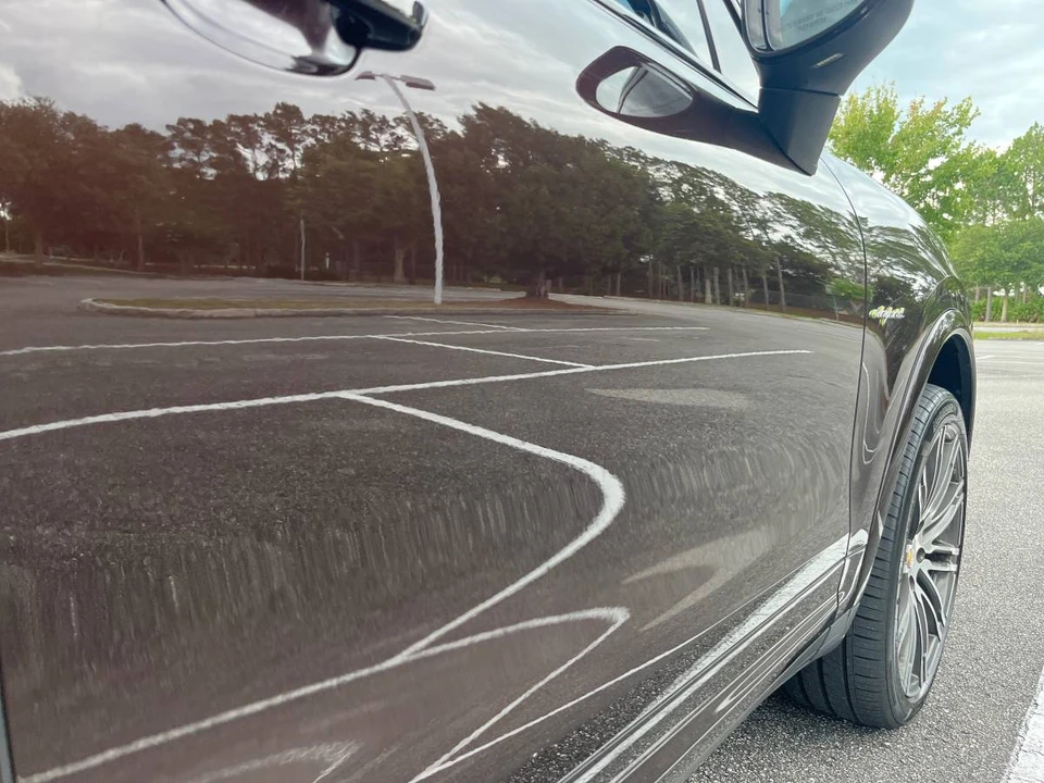 2017 Porsche Cayenne - Image 14 of 19
