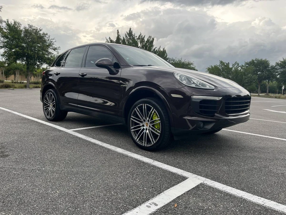 2017 Porsche Cayenne - Image 4 of 19