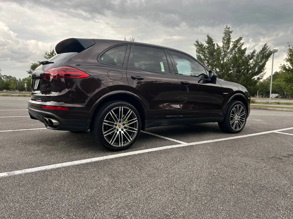 2017 Porsche Cayenne - Image 3 of 19