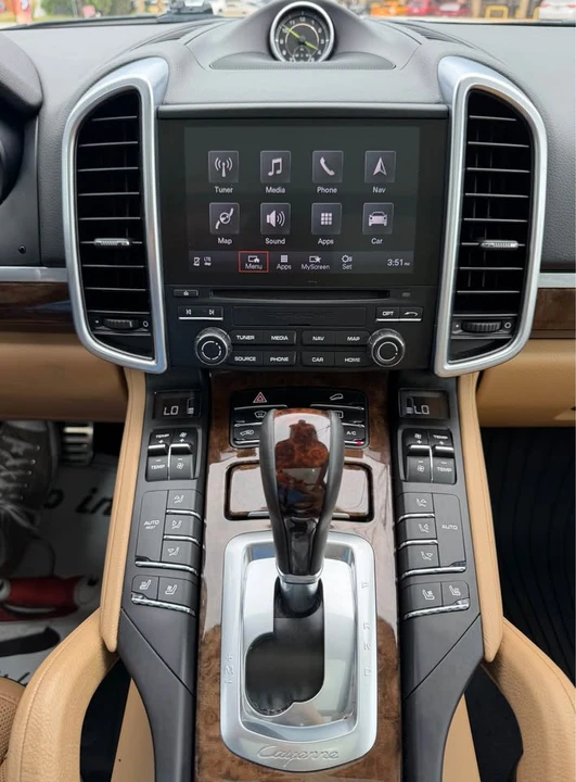 2017 Porsche 958 Cayenne - Image 11 of 15