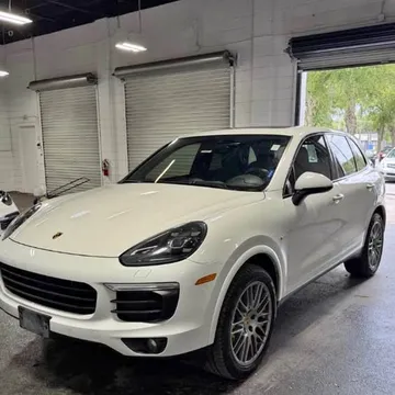 2017 Porsche Cayenne S E-Hybrid