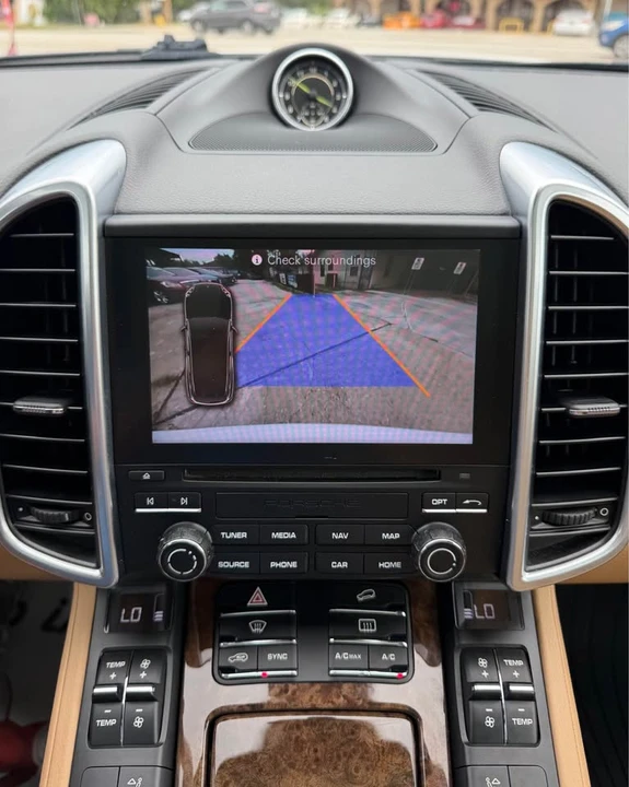 2017 Porsche 958 Cayenne - Image 13 of 16